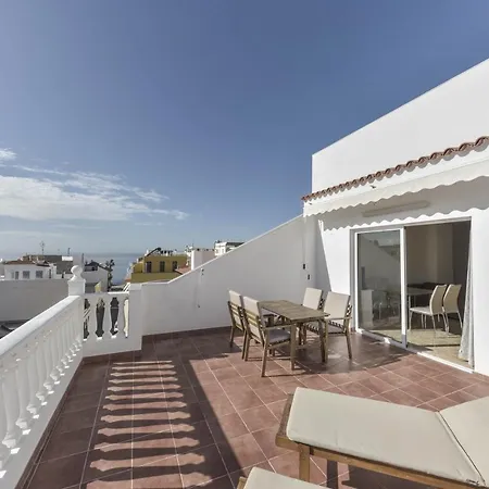 Gaviota Apartment *